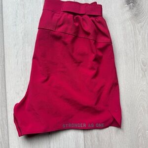 Lululemon Surge Short 4" *Lined X Barry's Bootcamp
Size M